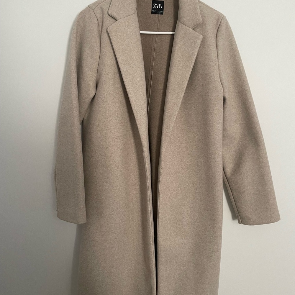 Zara Tan Trench Coat with Classic Lapel Collar